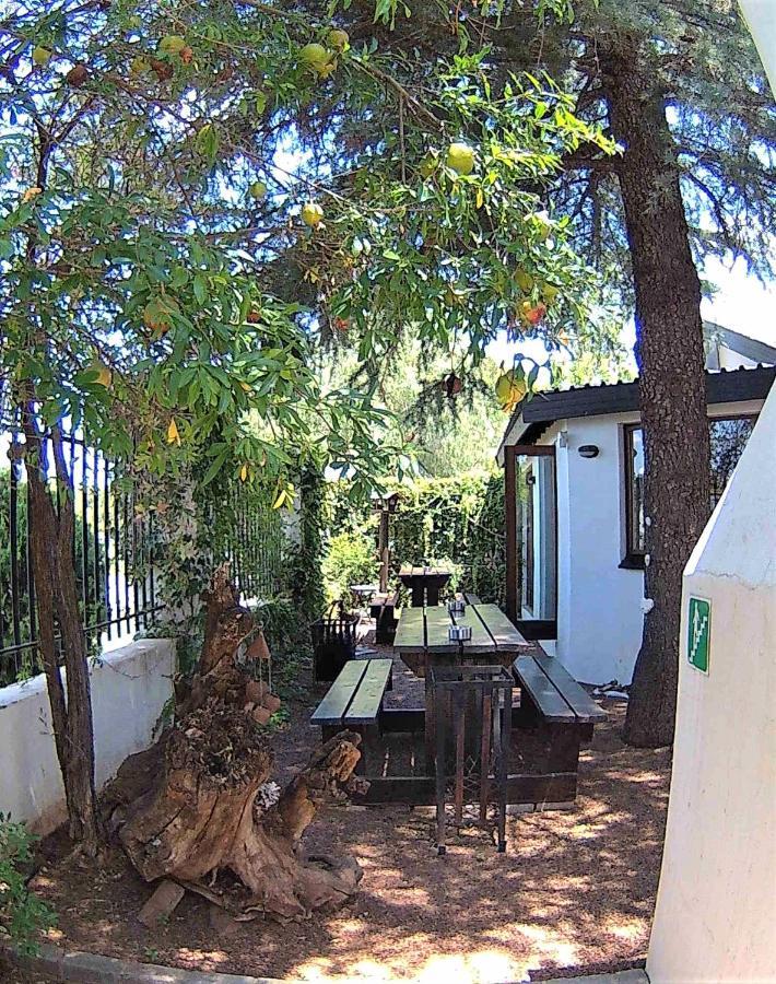 Kuru-Kuru Guesthouse Kuruman Buitenkant foto